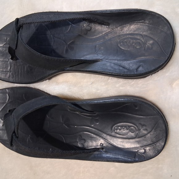 Chaco Black Women's Sandals - Picture 5 of 10